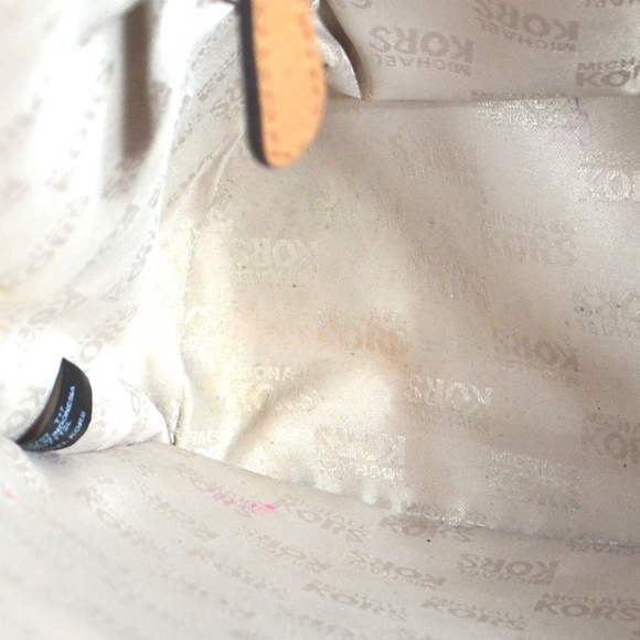 Michael Kors Jet Set Large Leather Tote Bag - Picture 6 of 7